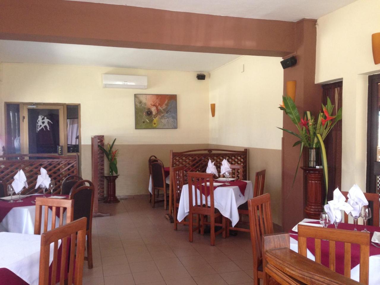 Acropole Hotel Cotonou Kültér fotó